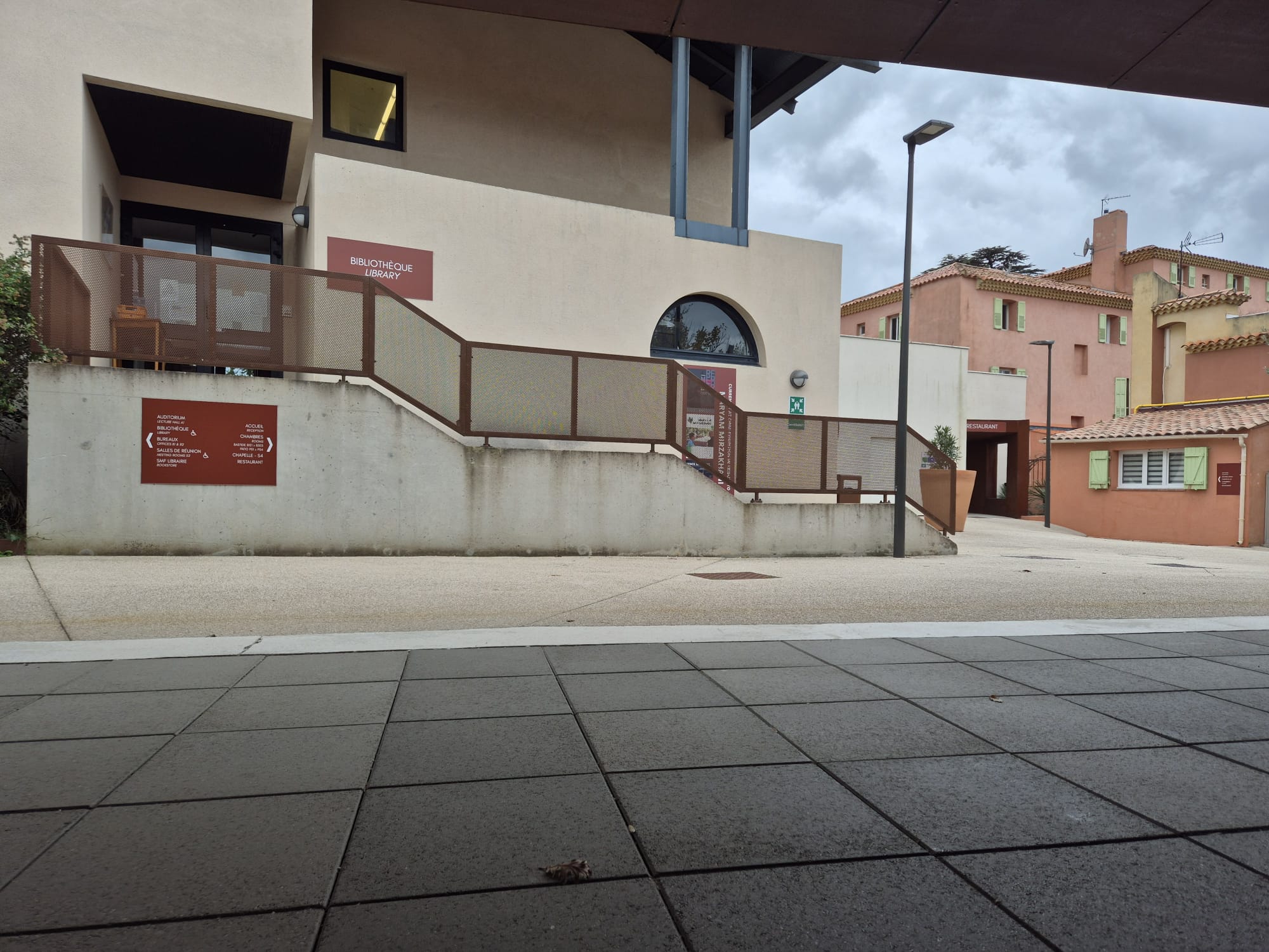 Description of the image